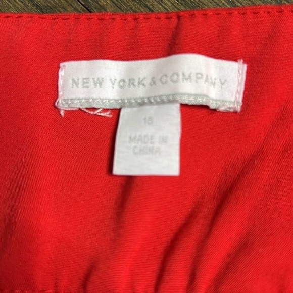 NEW YORK & Company Plus Size Stretch Cotton Ankle Skimming Tapered Leg Pants Red - Picture 6 of 7